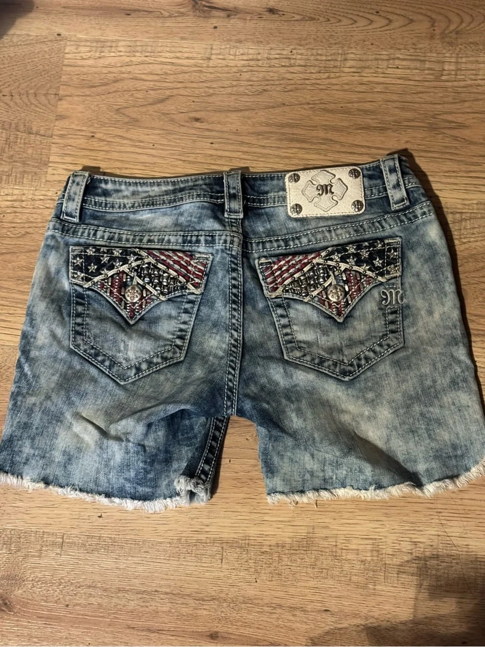 Miss Me Embellished American Flag Denim Shorts Y2K Size 28